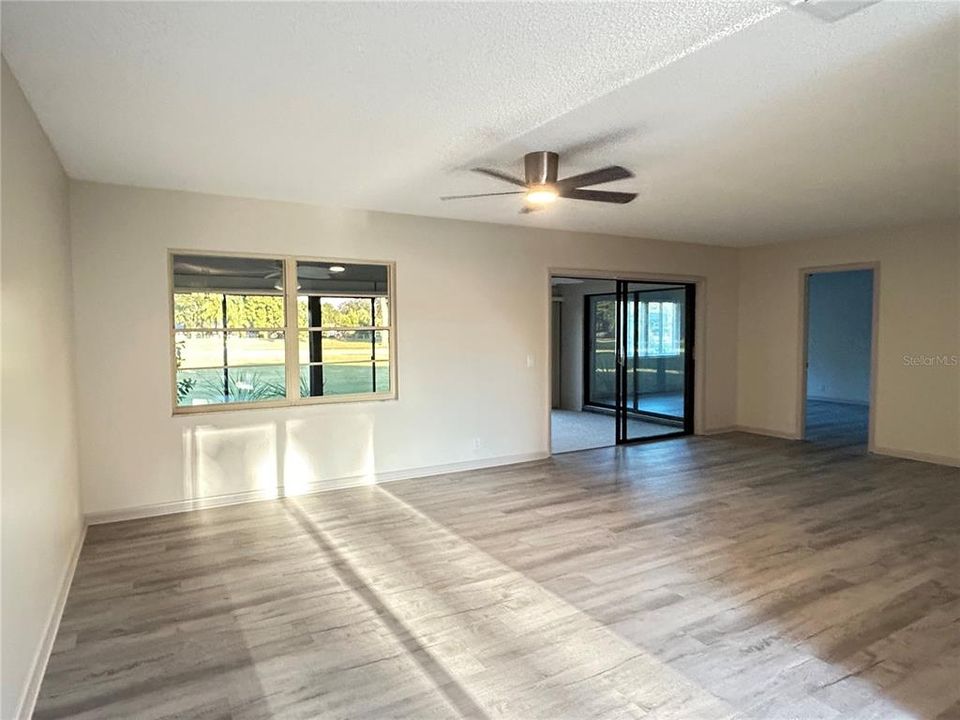 Active With Contract: $252,500 (2 beds, 2 baths, 1731 Square Feet)