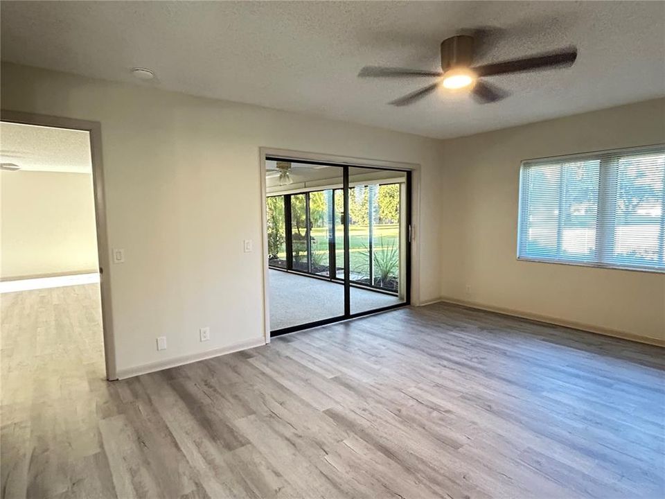 Active With Contract: $252,500 (2 beds, 2 baths, 1731 Square Feet)
