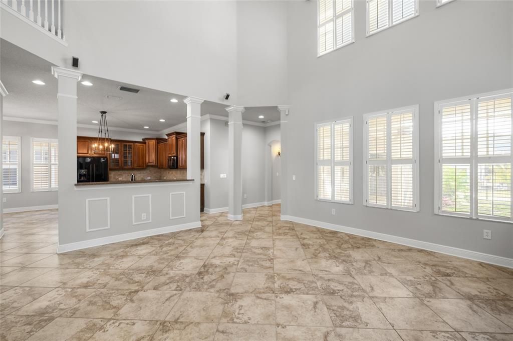 For Sale: $600,000 (4 beds, 3 baths, 2952 Square Feet)