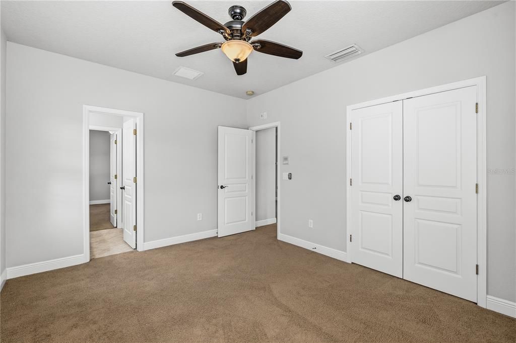 For Sale: $600,000 (4 beds, 3 baths, 2952 Square Feet)