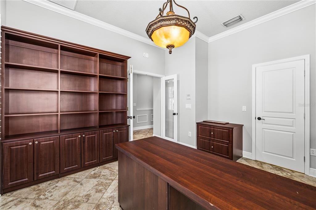 For Sale: $600,000 (4 beds, 3 baths, 2952 Square Feet)