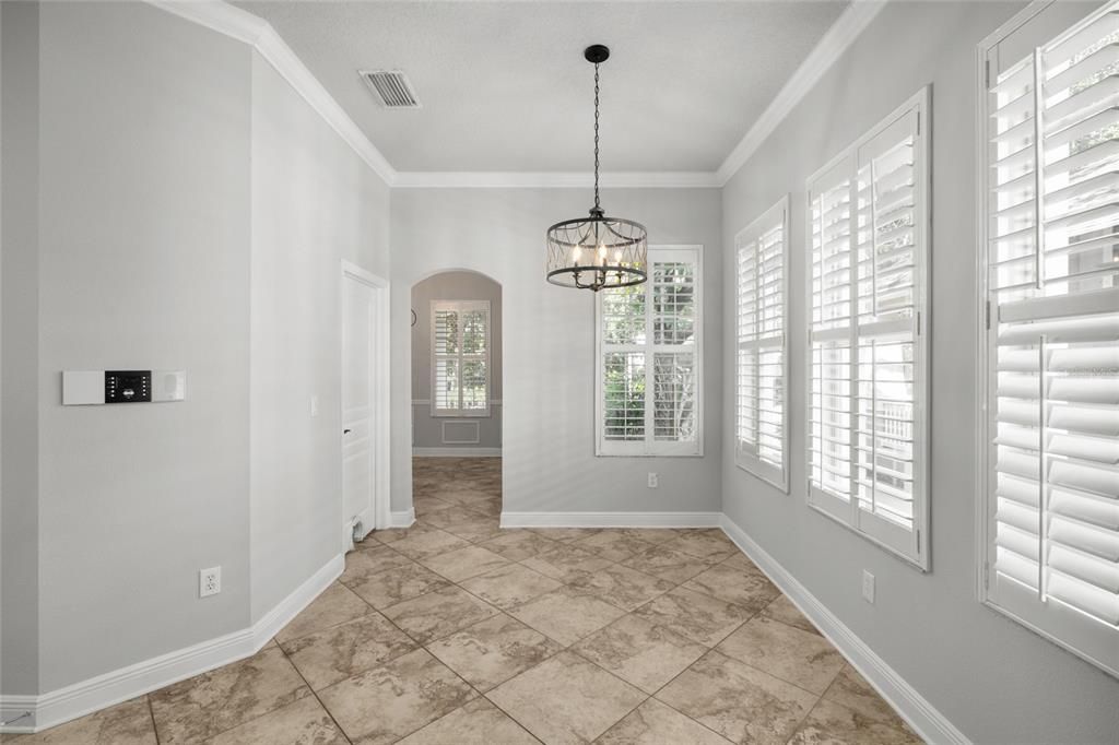 For Sale: $600,000 (4 beds, 3 baths, 2952 Square Feet)