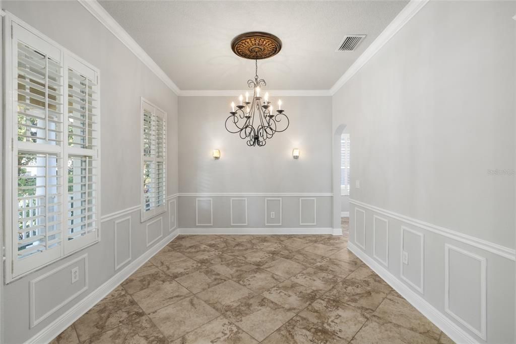 For Sale: $600,000 (4 beds, 3 baths, 2952 Square Feet)