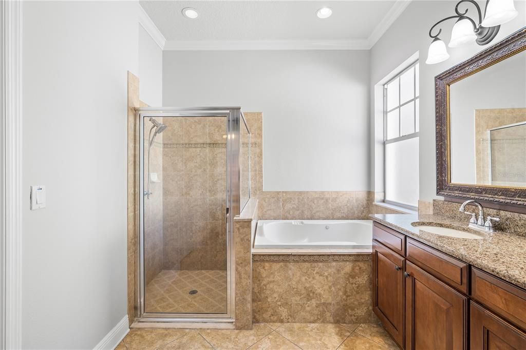 For Sale: $600,000 (4 beds, 3 baths, 2952 Square Feet)