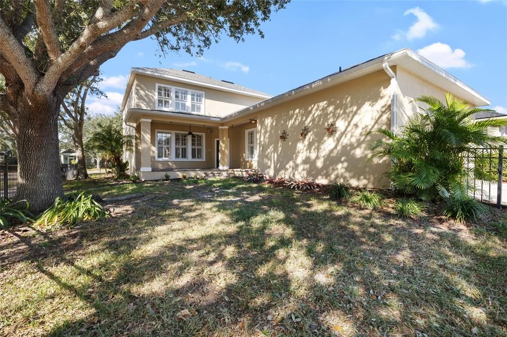 For Sale: $600,000 (4 beds, 3 baths, 2952 Square Feet)