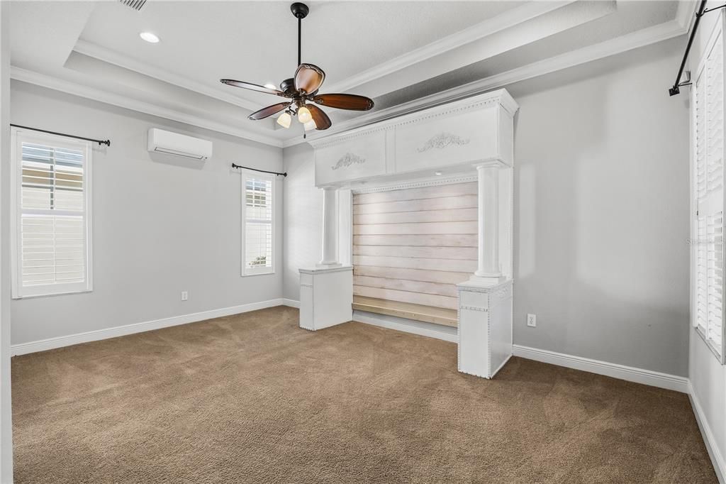 For Sale: $600,000 (4 beds, 3 baths, 2952 Square Feet)