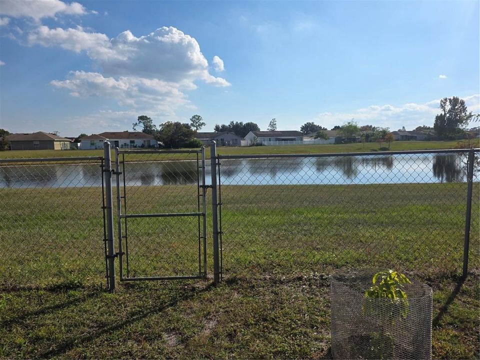 For Sale: $350,000 (4 beds, 2 baths, 1390 Square Feet)