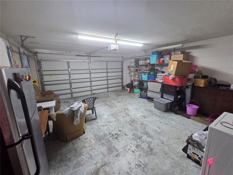 For Sale: $350,000 (4 beds, 2 baths, 1390 Square Feet)