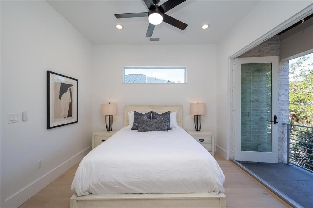 На продажу: $1,775,000 (6 спален, 4 ванн, 2743 Квадратных фут)