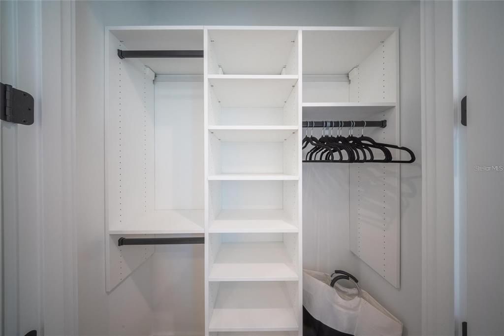 На продажу: $1,775,000 (6 спален, 4 ванн, 2743 Квадратных фут)