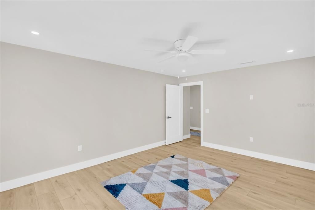 For Sale: $675,000 (4 beds, 2 baths, 1949 Square Feet)