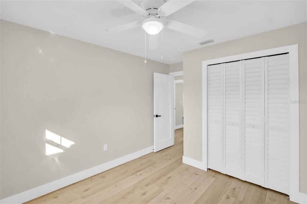 For Sale: $675,000 (4 beds, 2 baths, 1949 Square Feet)