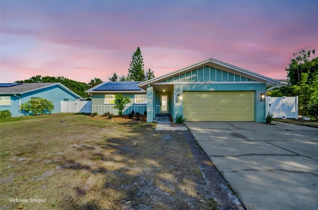 For Sale: $675,000 (4 beds, 2 baths, 1949 Square Feet)