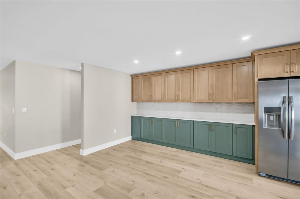 For Sale: $675,000 (4 beds, 2 baths, 1949 Square Feet)