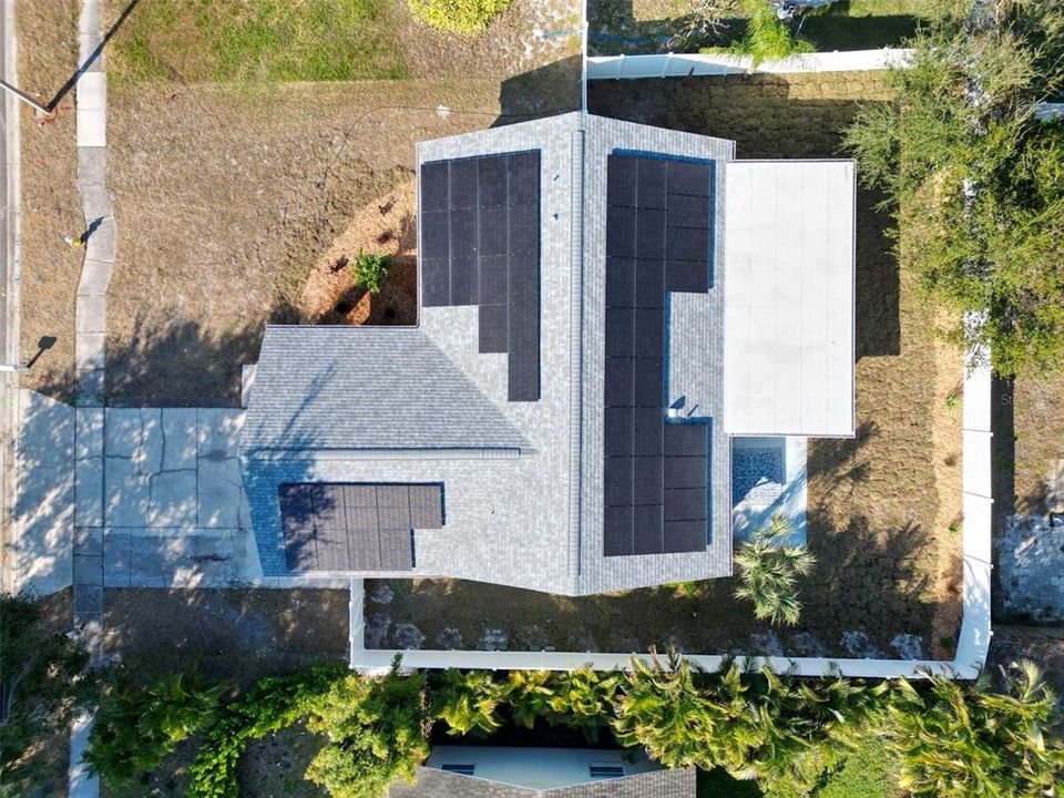 For Sale: $675,000 (4 beds, 2 baths, 1949 Square Feet)