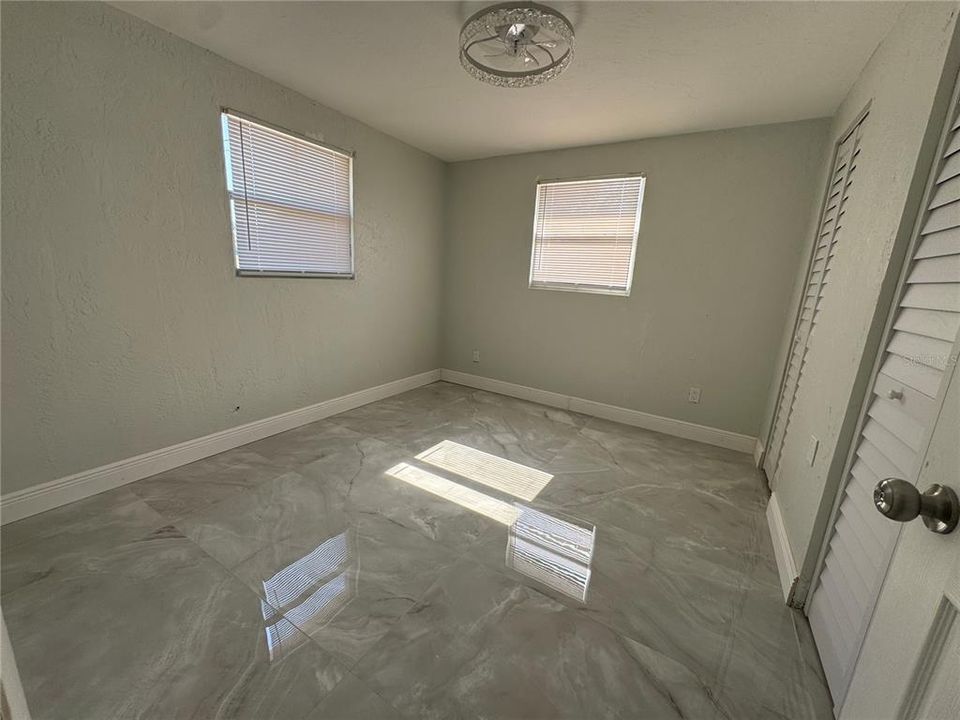 出租: $2,200 (3 贝兹, 2 浴室, 1005 平方英尺)