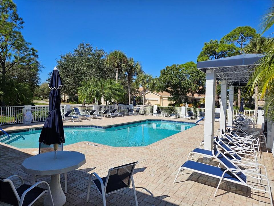 出租: $2,400 (3 贝兹, 2 浴室, 1860 平方英尺)