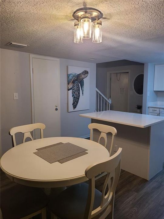 En Renta: $2,975 (2 camas, 2 baños, 1020 Pies cuadrados)