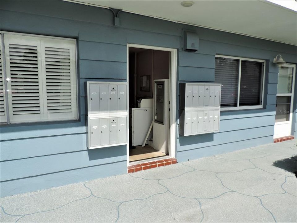 出租: $1,800 (2 贝兹, 1 浴室, 780 平方英尺)