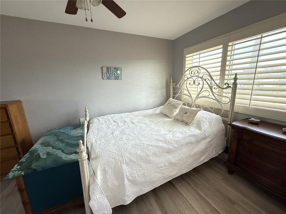 出租: $1,800 (2 贝兹, 1 浴室, 780 平方英尺)