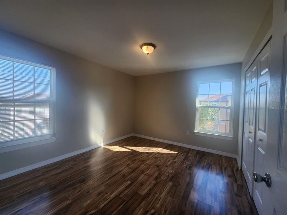 待售: $279,000 (3 贝兹, 2 浴室, 1232 平方英尺)