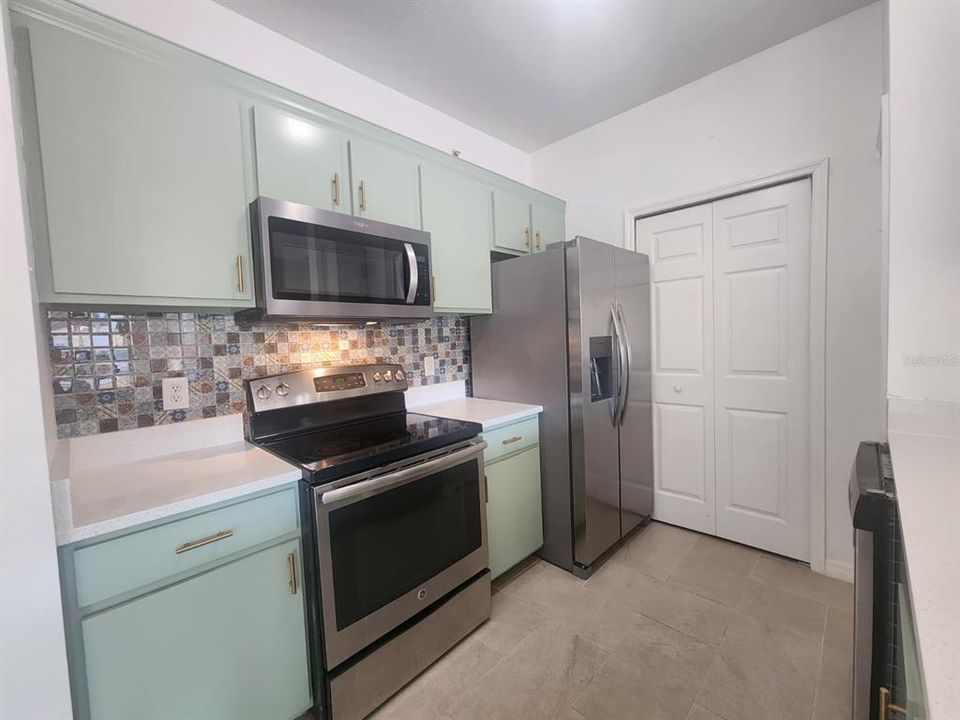 待售: $279,000 (3 贝兹, 2 浴室, 1232 平方英尺)