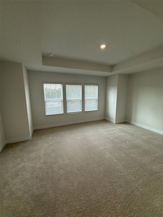 En Renta: $3,950 (3 camas, 3 baños, 1952 Pies cuadrados)