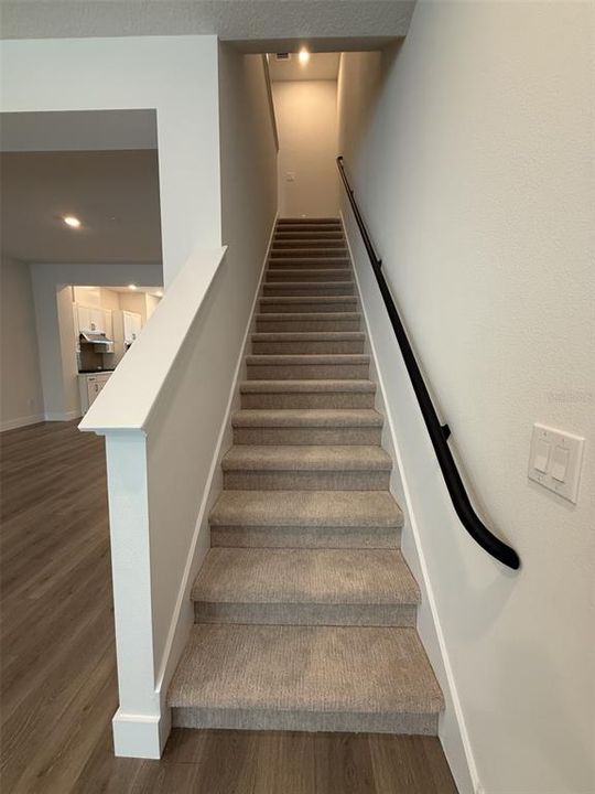 En Renta: $3,950 (3 camas, 3 baños, 1952 Pies cuadrados)