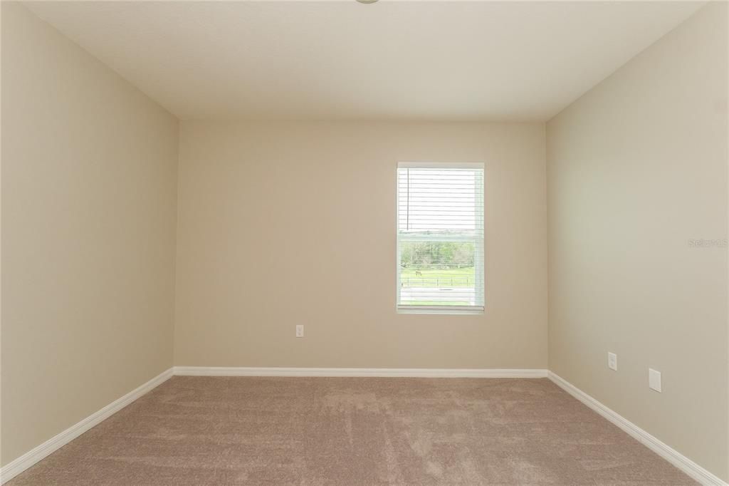 出租: $2,745 (4 贝兹, 2 浴室, 2328 平方英尺)