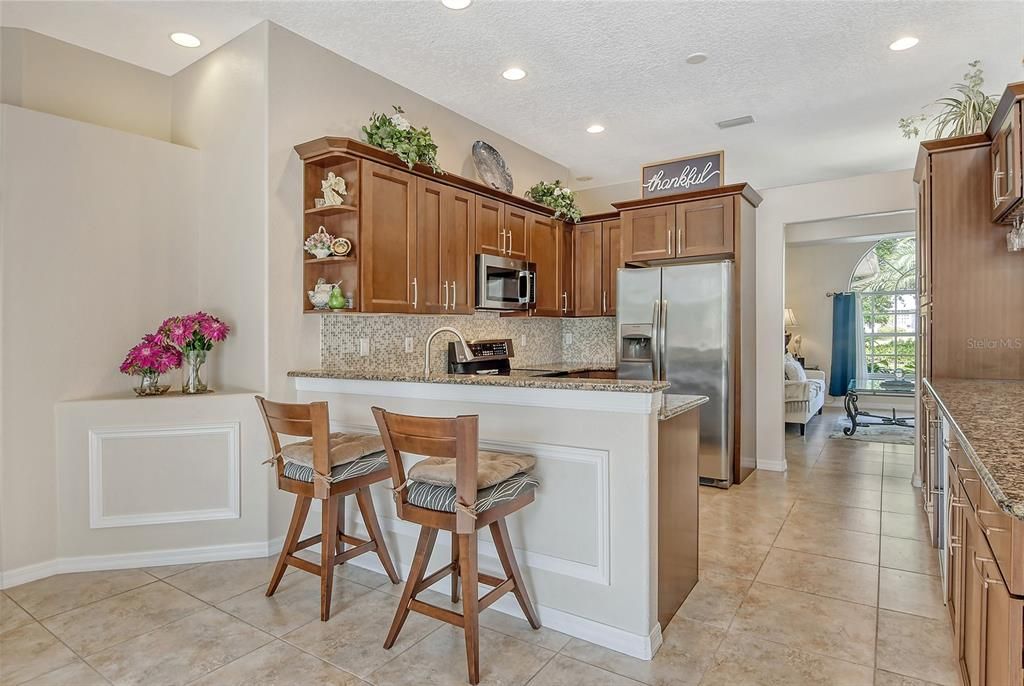 En Venta: $649,900 (4 camas, 3 baños, 2634 Pies cuadrados)