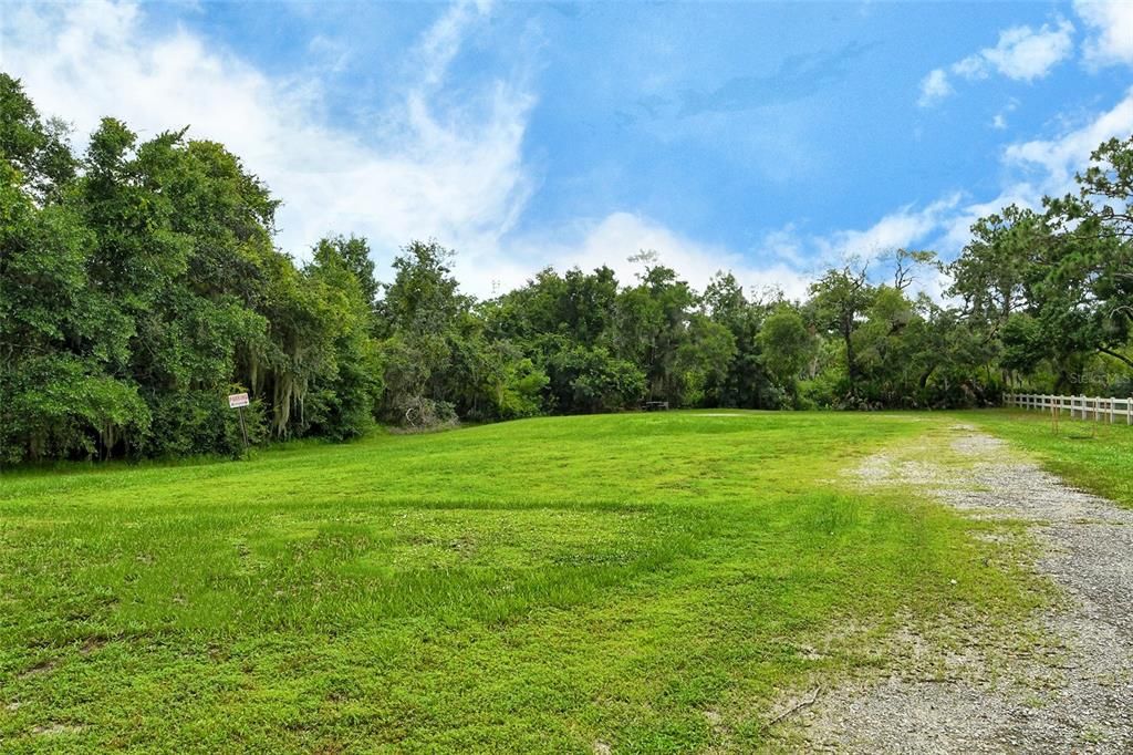 En Venta: $649,900 (4 camas, 3 baños, 2634 Pies cuadrados)