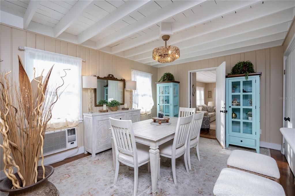 En Venta: $1,499,999 (2 camas, 3 baños, 1828 Pies cuadrados)