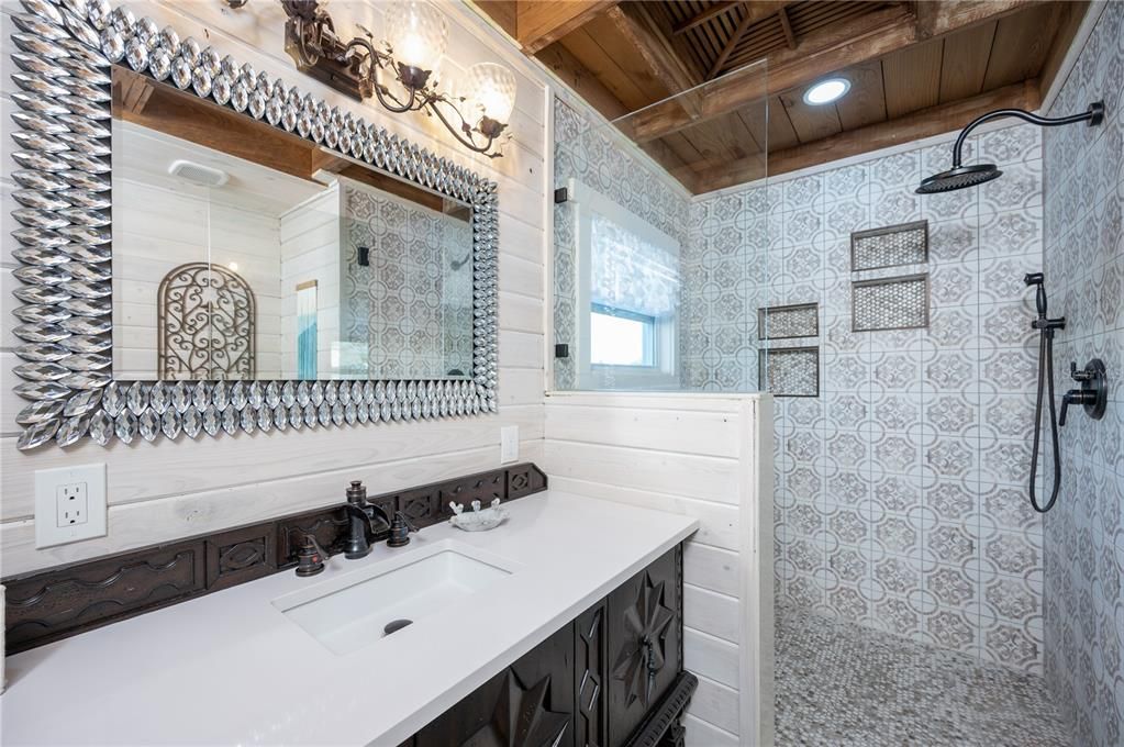 En Venta: $1,499,999 (2 camas, 3 baños, 1828 Pies cuadrados)