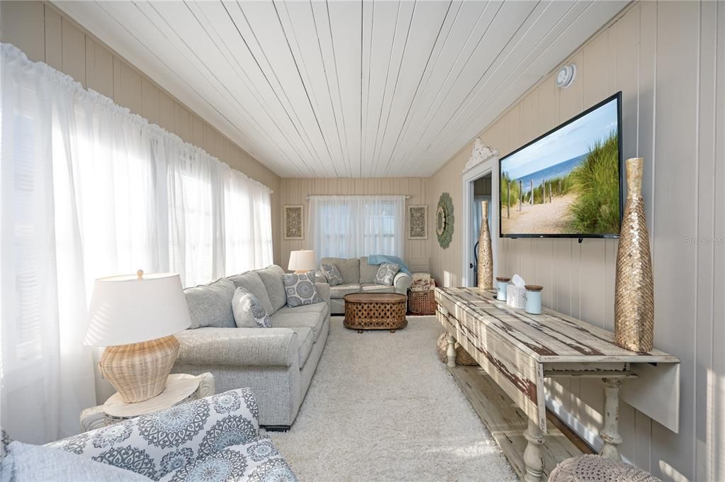 En Venta: $1,499,999 (2 camas, 3 baños, 1828 Pies cuadrados)