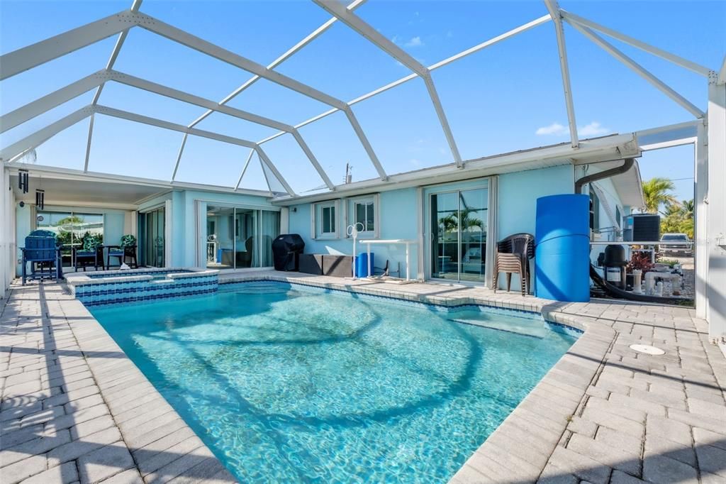 For Sale: $1,475,000 (4 beds, 3 baths, 2348 Square Feet)