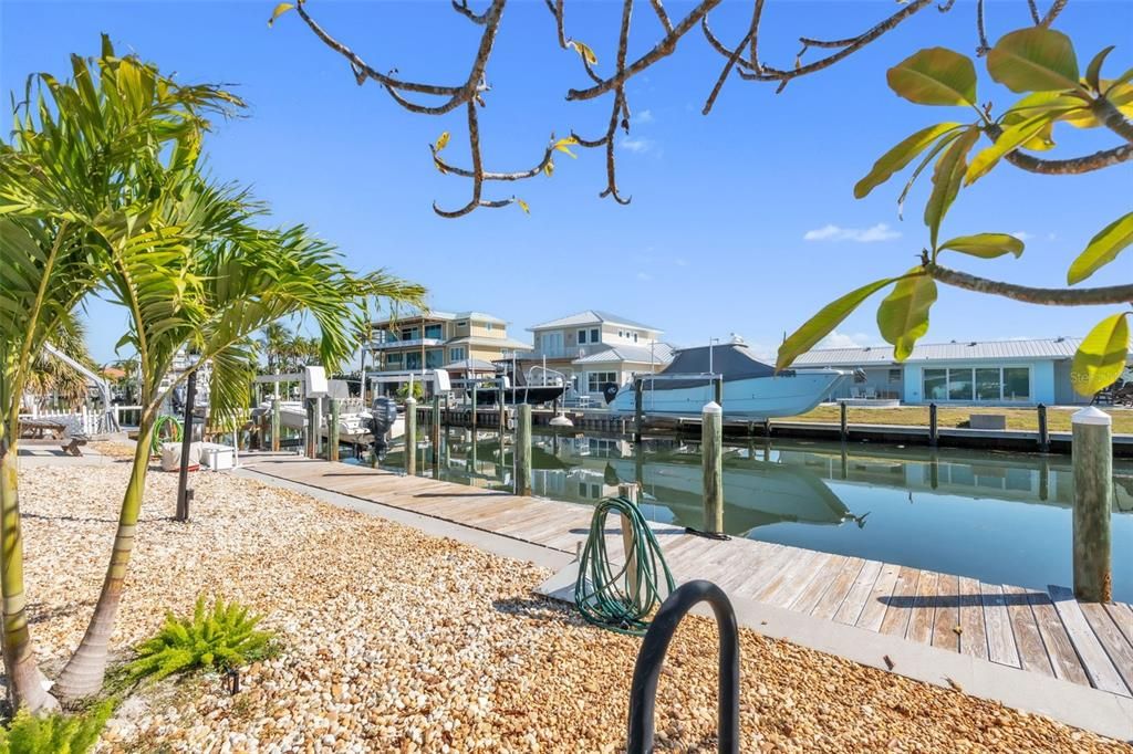 For Sale: $1,475,000 (4 beds, 3 baths, 2348 Square Feet)