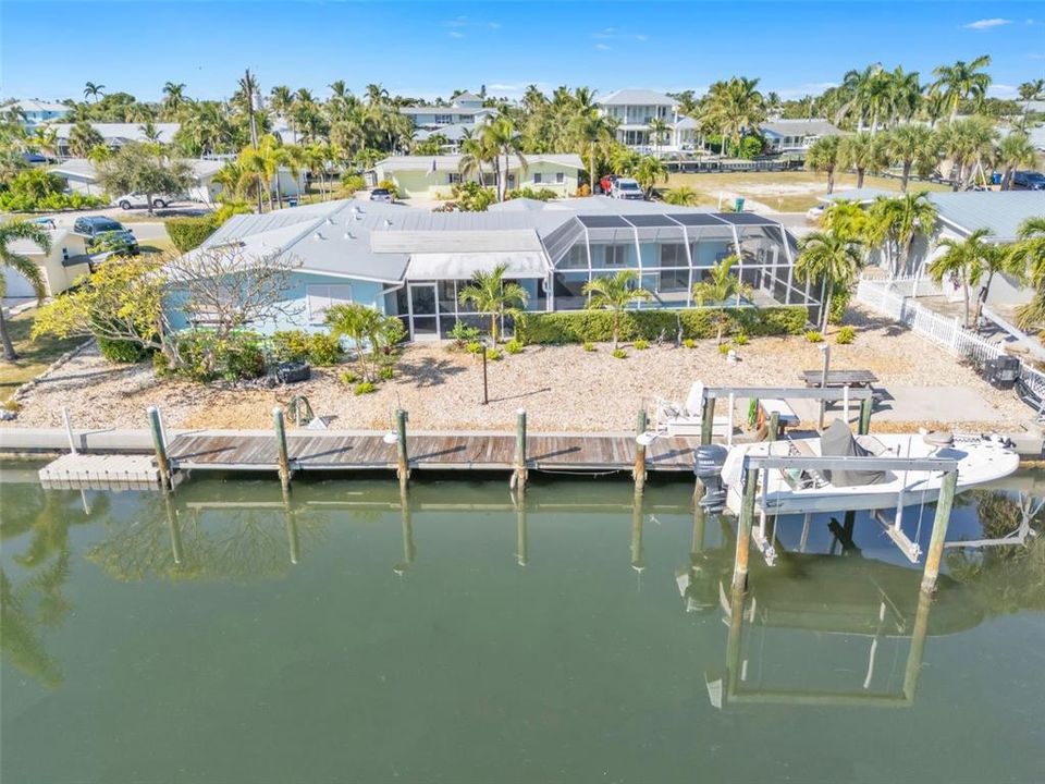 For Sale: $1,475,000 (4 beds, 3 baths, 2348 Square Feet)