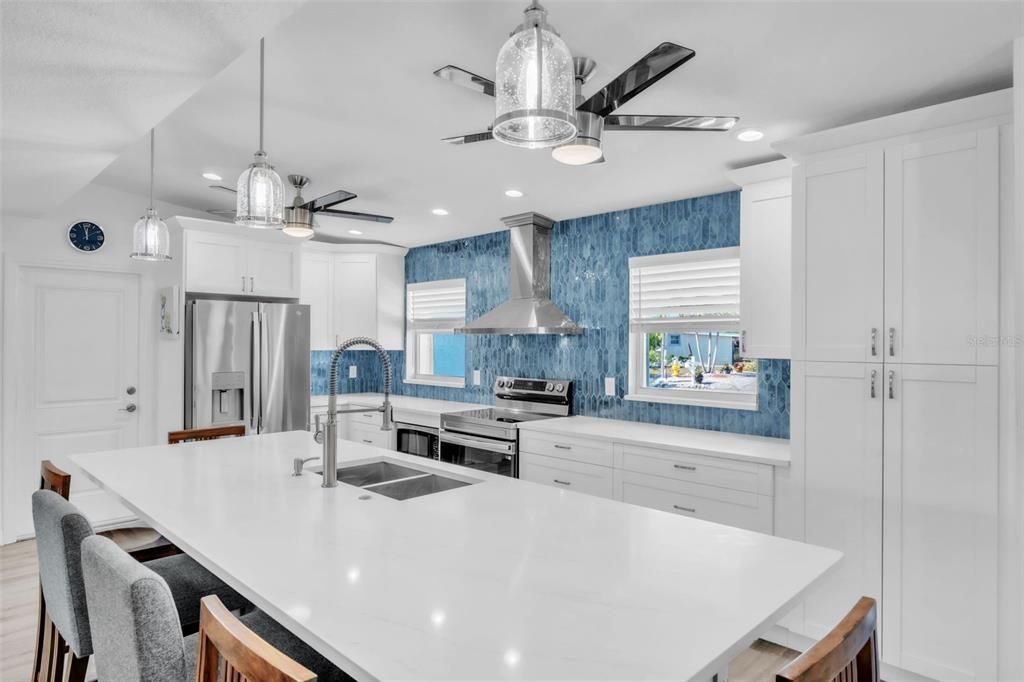 For Sale: $1,475,000 (4 beds, 3 baths, 2348 Square Feet)