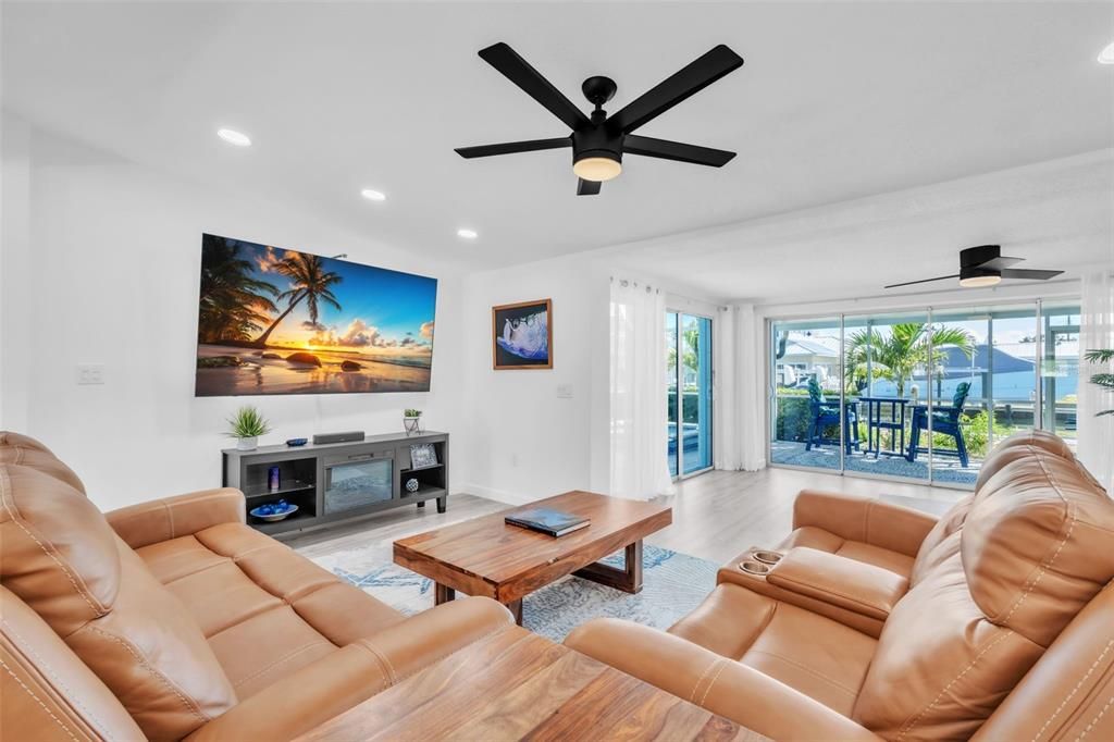 For Sale: $1,475,000 (4 beds, 3 baths, 2348 Square Feet)