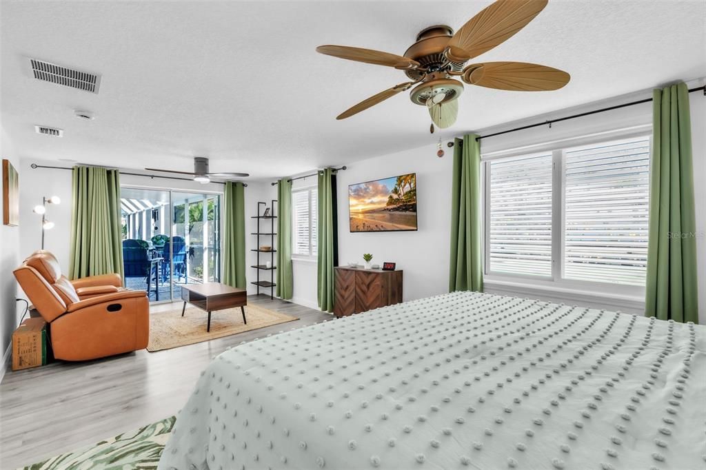 For Sale: $1,475,000 (4 beds, 3 baths, 2348 Square Feet)