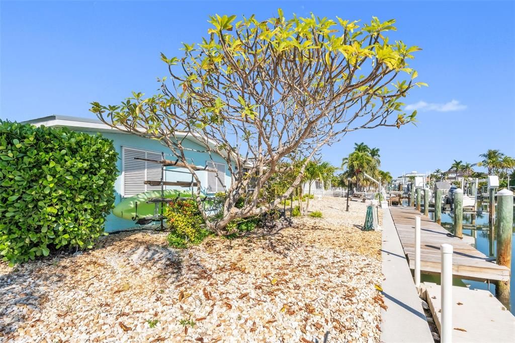 For Sale: $1,475,000 (4 beds, 3 baths, 2348 Square Feet)