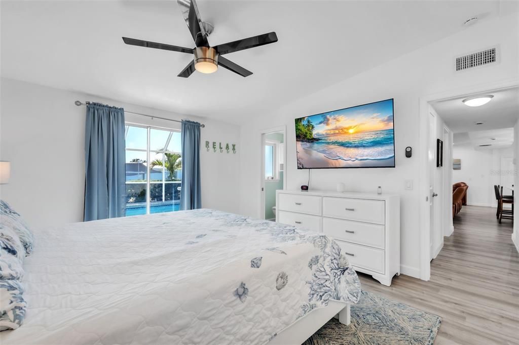 For Sale: $1,475,000 (4 beds, 3 baths, 2348 Square Feet)