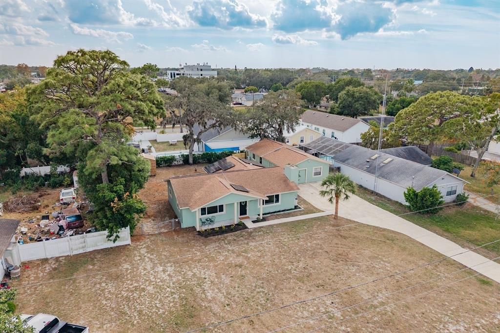 待售: $400,000 (4 贝兹, 2 浴室, 1961 平方英尺)