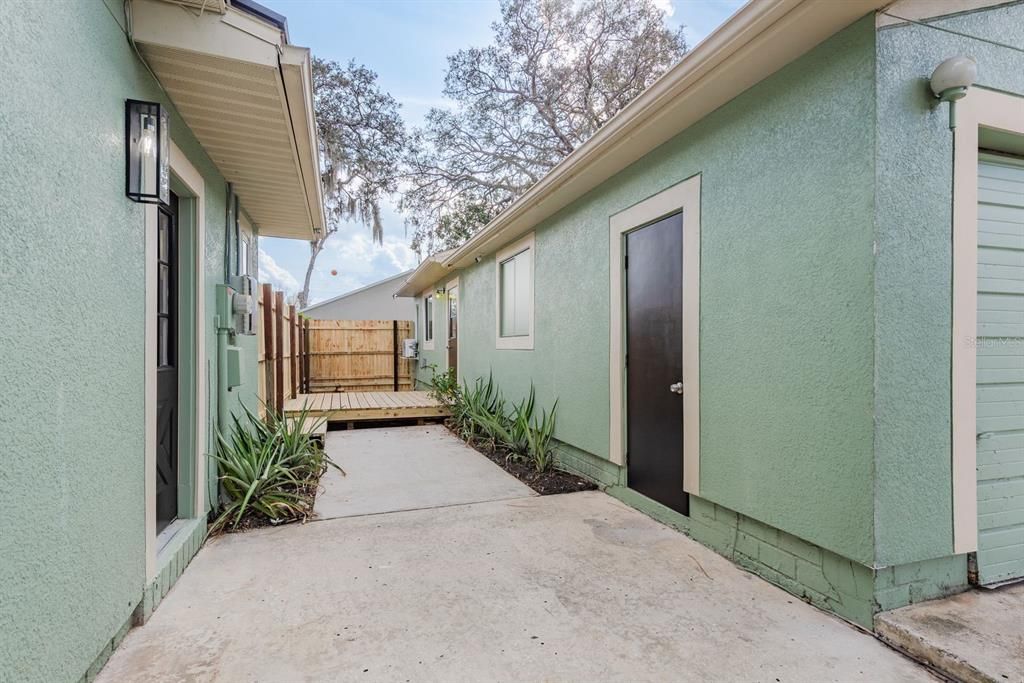 待售: $400,000 (4 贝兹, 2 浴室, 1961 平方英尺)