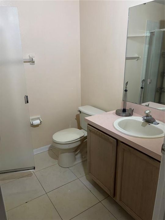 На продажу: $370,000 (5 спален, 3 ванн, 2269 Квадратных фут)