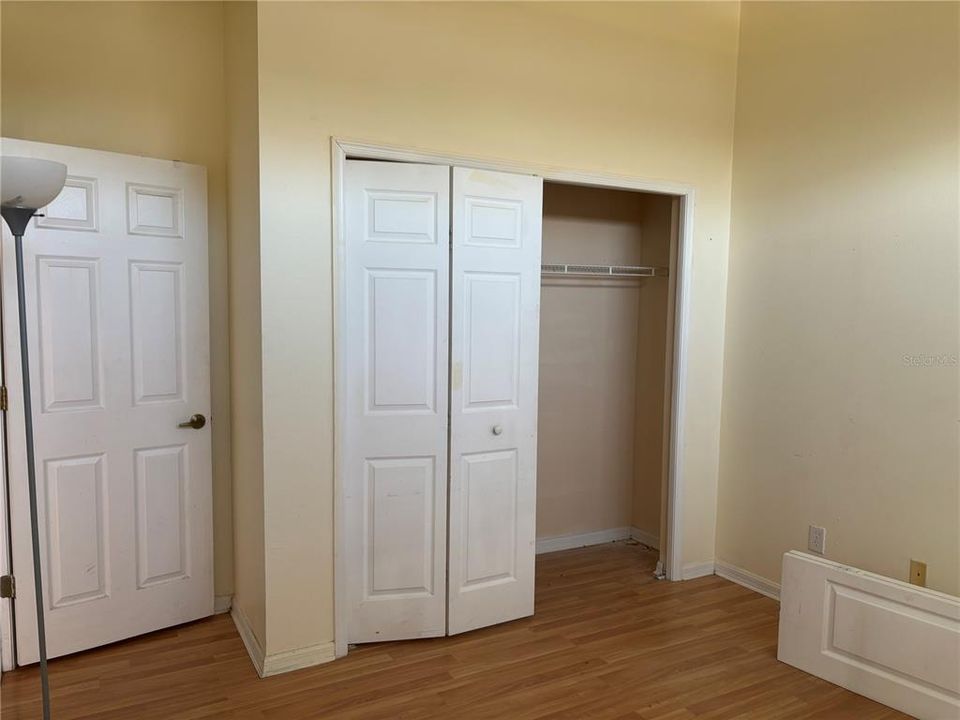 На продажу: $370,000 (5 спален, 3 ванн, 2269 Квадратных фут)