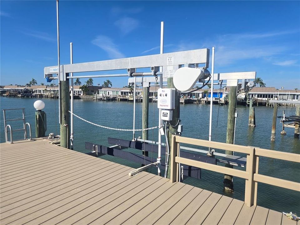 合同活跃: $645,000 (3 贝兹, 3 浴室, 1910 平方英尺)