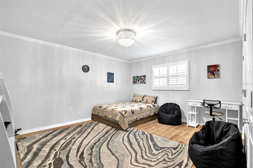 For Sale: $990,000 (5 beds, 3 baths, 3838 Square Feet)