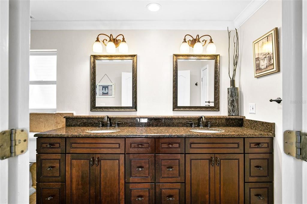 For Sale: $990,000 (5 beds, 3 baths, 3838 Square Feet)