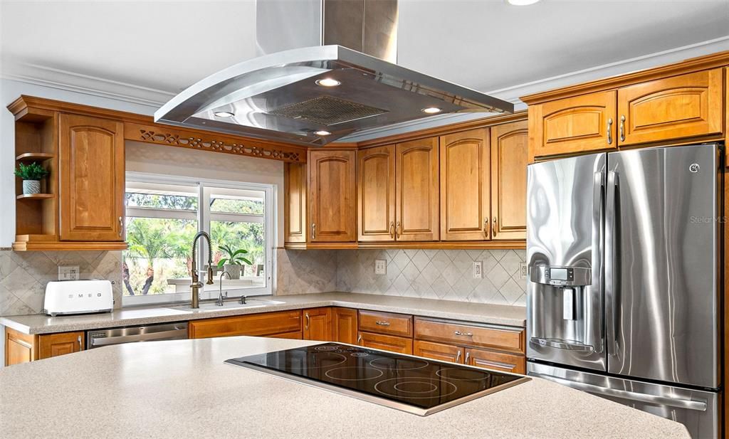 For Sale: $990,000 (5 beds, 3 baths, 3838 Square Feet)